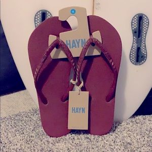 HAYN WOMEN'S CORE SLIPPERS (LI HING MUI) - BURGNDY